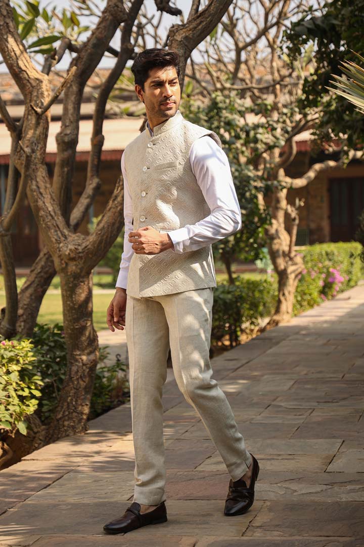 Beige Quilted Checkered Bandi
