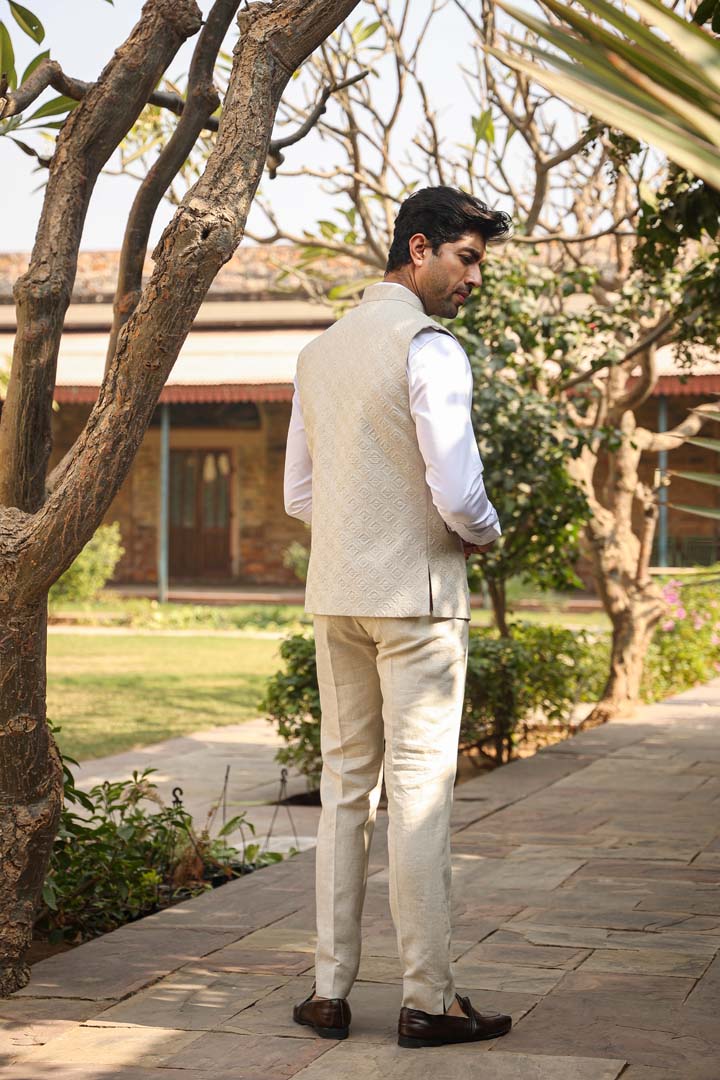 Beige Quilted Checkered Bandi