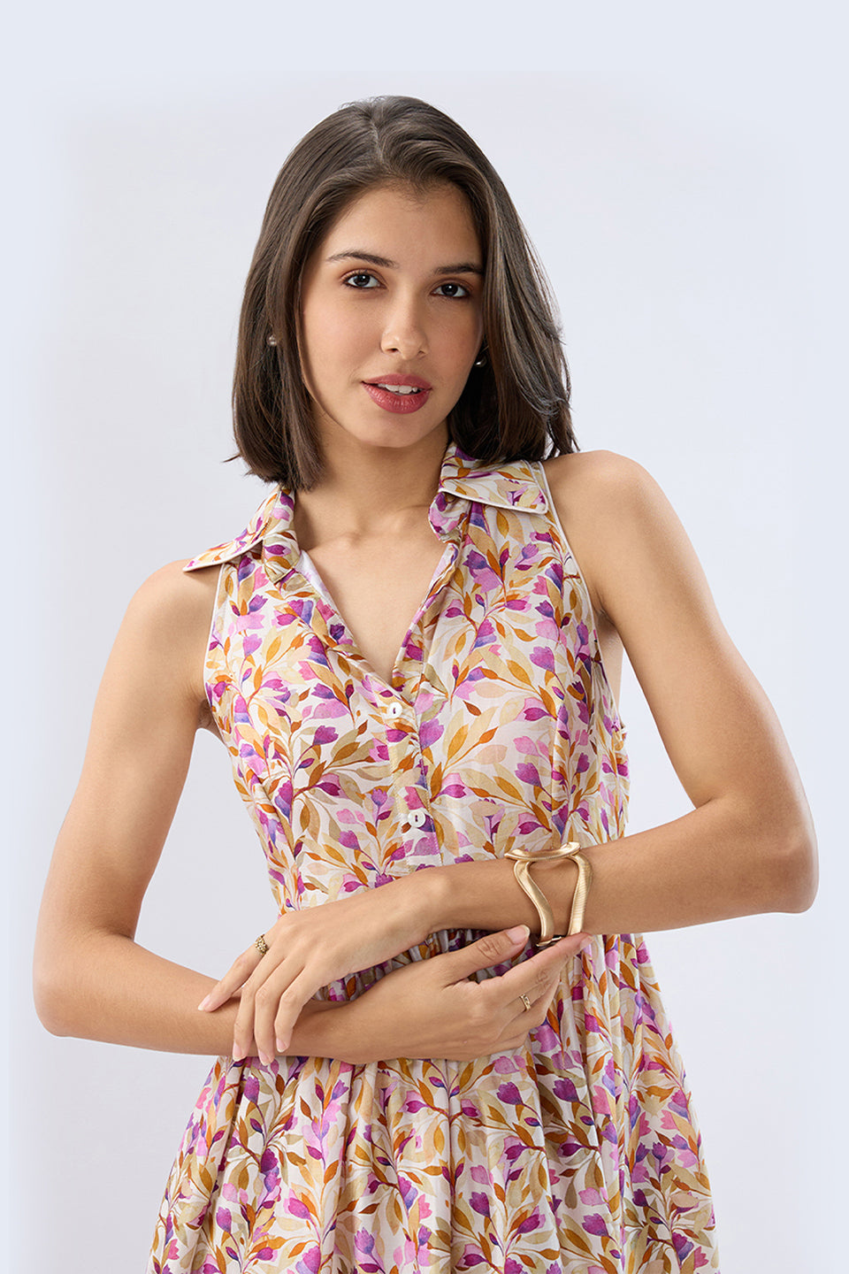 Ivory Sleeveless Floral Short Dress