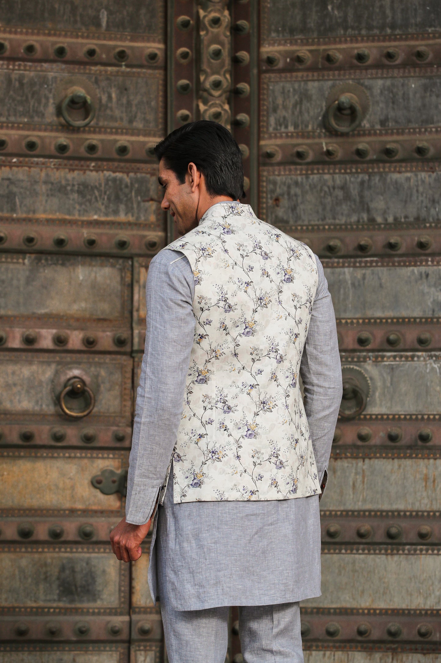 Grey Signature Reversible Floral Bandi & Kurta Set