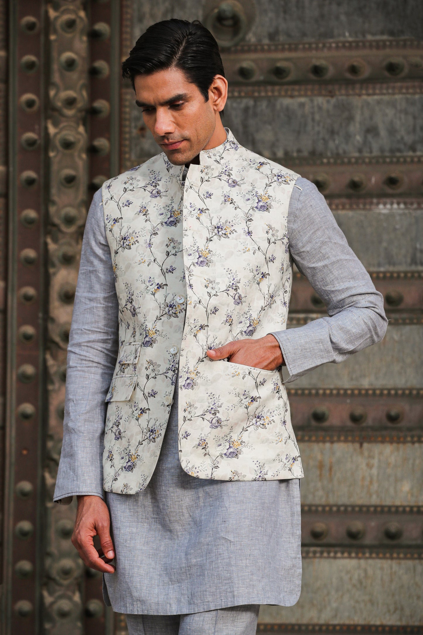 Grey Signature Reversible Floral Bandi & Kurta Set