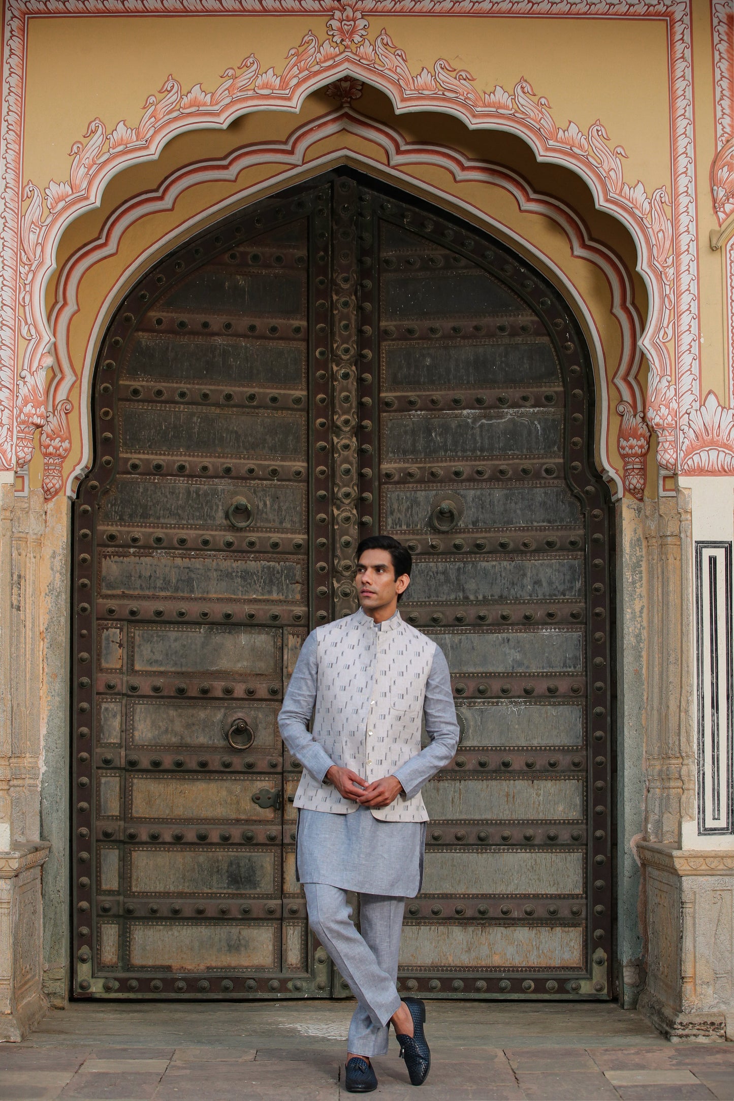 Grey Signature Reversible Floral Bandi & Kurta Set