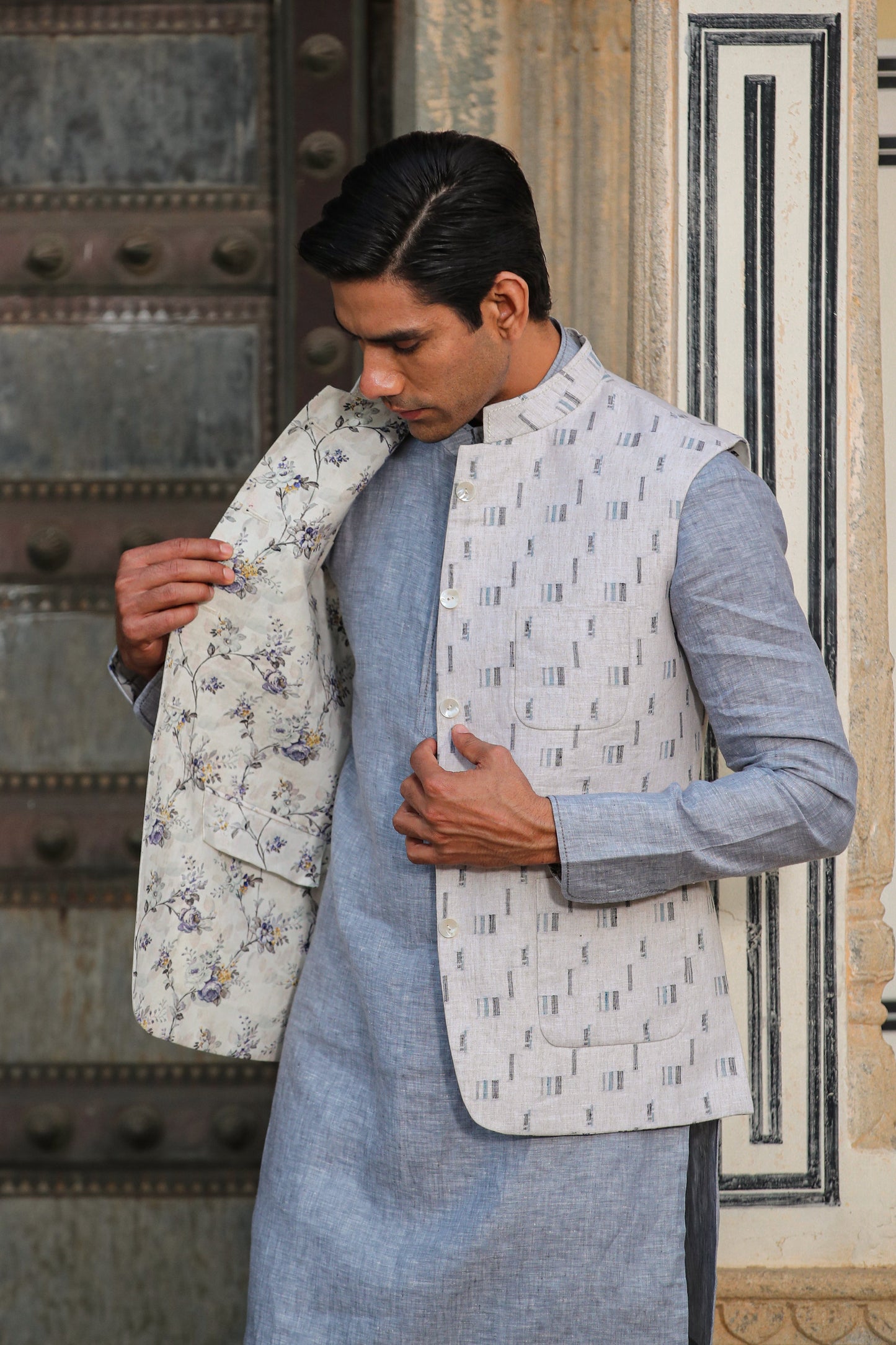 Grey Signature Reversible Floral Bandi & Kurta Set