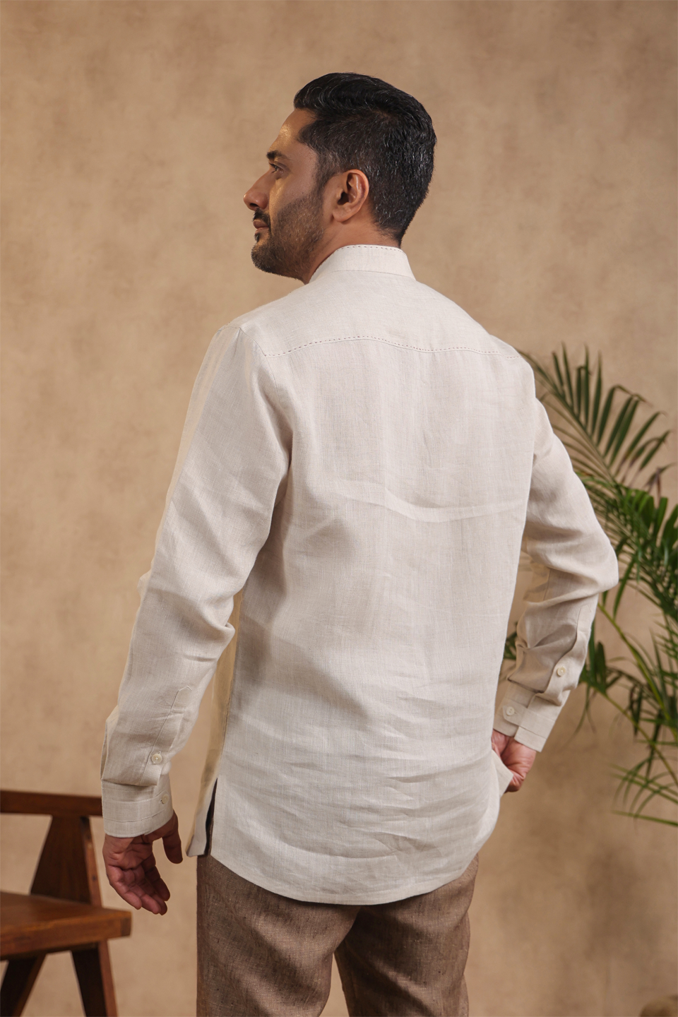 Full Sleeves Mandarin Collar Signature Kurta Shirt With Striped Yoke