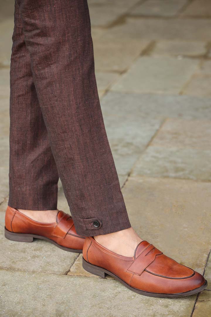 Brown Buttoned Collar Bandi Set