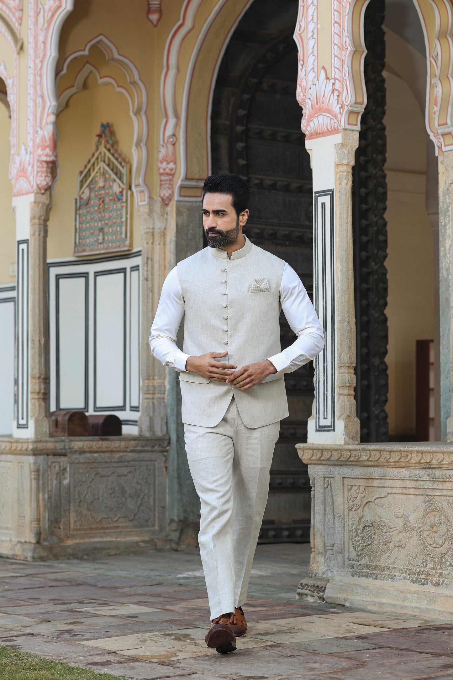 Beige Multi Button Bandi Set