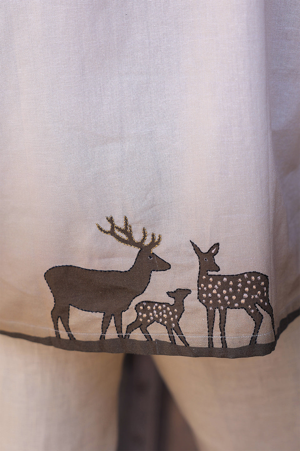 Ivory Embroidered Cuban Collar Shirt Deer