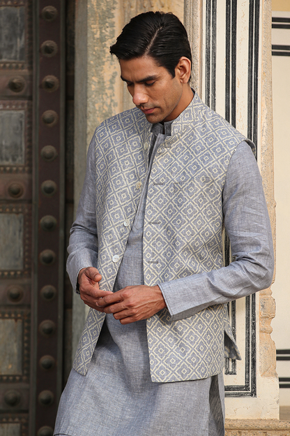 Grey Signature Reversible Moroccon Bandi & Kurta Set